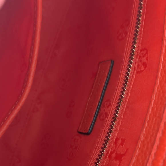 Tory Burch Red Textured Shoulder Bag - Picture 6 of 9